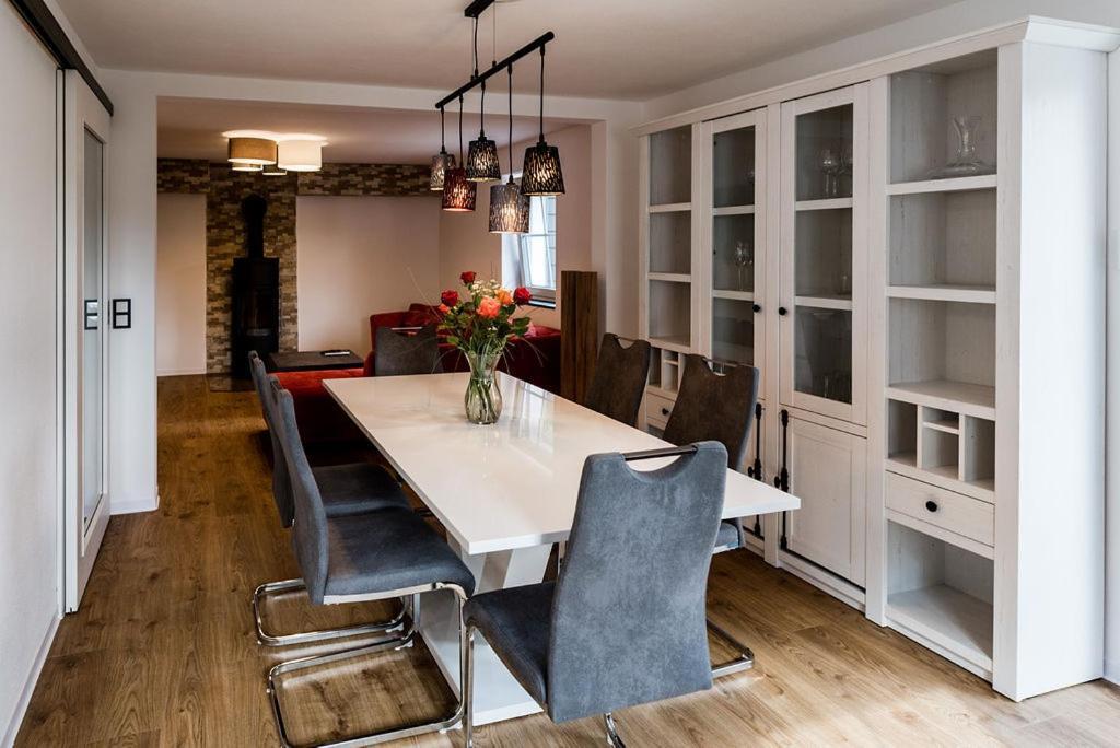 Rosenchalet Leinach Экстерьер фото