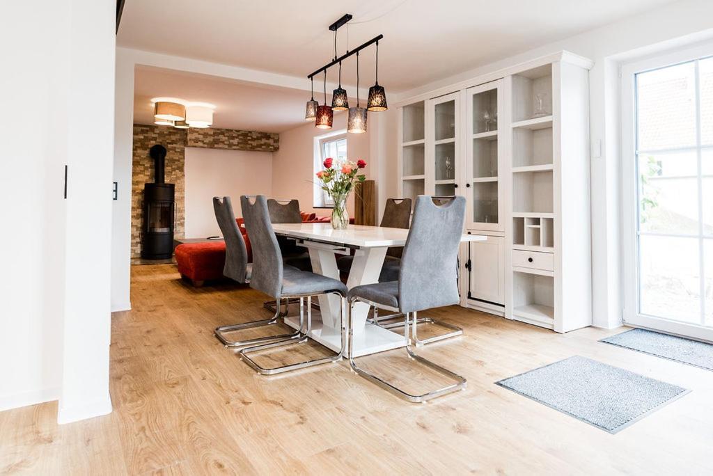 Rosenchalet Leinach Экстерьер фото